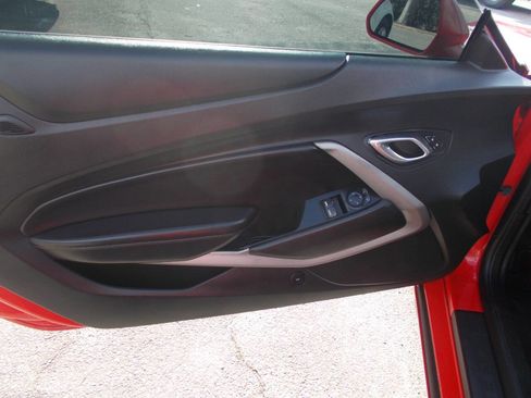 Used 2018 Chevrolet Camaro LT image 11