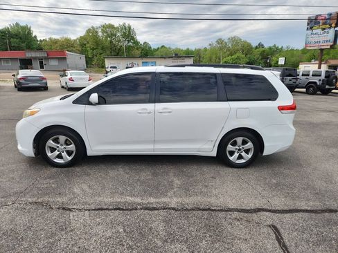 Used 2013 Toyota Sienna LE FWD image 5