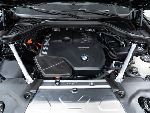 Certified 2024 BMW X3 xDrive30i w/ Premium Package image 9