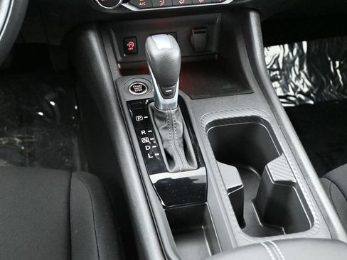 Used 2025 Nissan Sentra S FWD image 15
