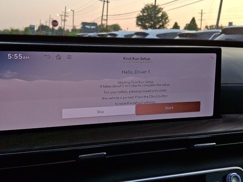 Certified 2025 Genesis GV80 2.5T Prestige AWD/4WD image 21