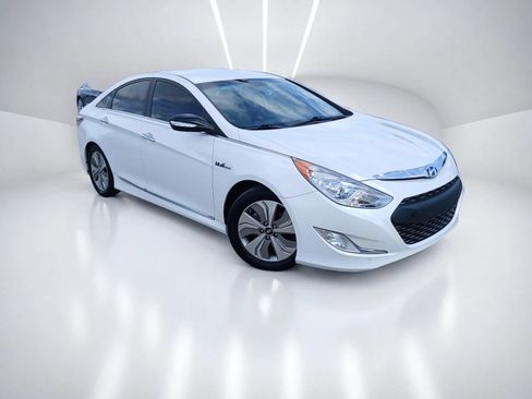 Used 2013 Hyundai Sonata Limited FWD image 1