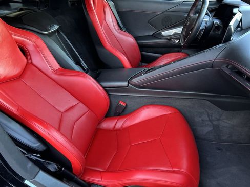Used 2020 Chevrolet Corvette Stingray Coupe w/ Z51 Performance Package RWD image 8