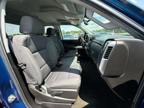 Used 2017 Chevrolet Silverado 1500 LT w/ All Star Edition AWD/4WD image 27