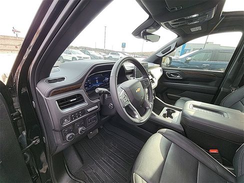 Certified 2024 Chevrolet Tahoe Premier w/ Premium Package image 14