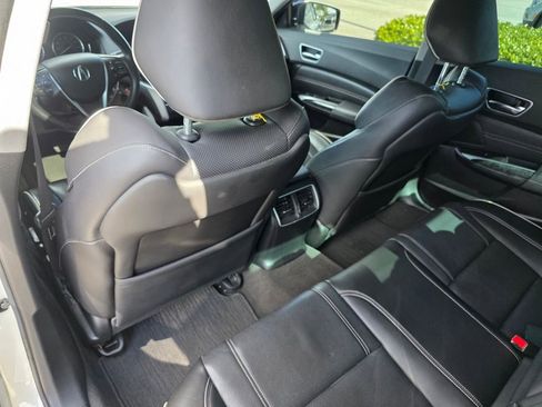 Used 2020 Acura TLX V6 w/ Technology Package image 16