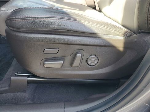 Used 2020 Hyundai Santa Fe Limited image 16