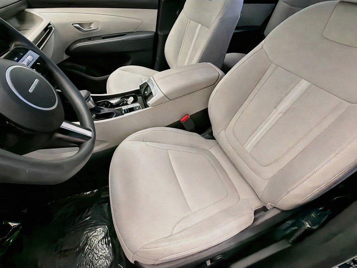 Used 2025 Hyundai Tucson SEL FWD image 11
