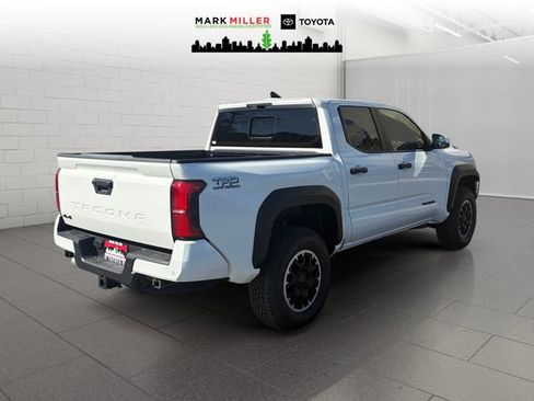 New 2026 Toyota Tacoma TRD Off-Road w/ TRD Off Road Upgrade Package AWD/4WD image 5