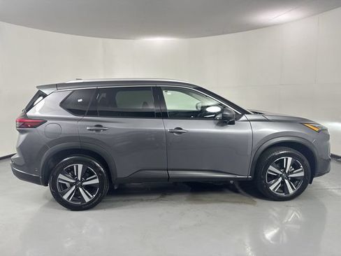 Used 2026 Nissan Rogue SL AWD/4WD image 36