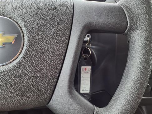 New 2025 Chevrolet Express 2500 w/ Driver Convenience Package image 23