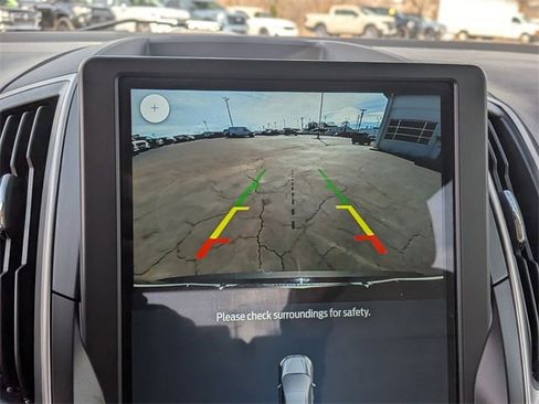 Used 2024 Ford Edge SEL image 22