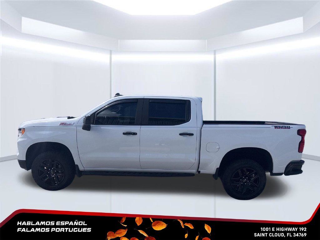 Used 2024 Chevrolet Silverado 1500 LT Trail Boss AWD/4WD image 2