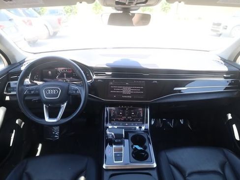 Used 2023 Audi Q7 2.0T Premium w/ Convenience Package AWD/4WD image 13