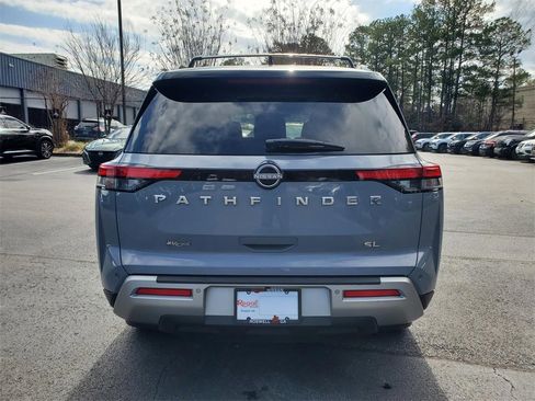 Used 2022 Nissan Pathfinder SL w/ SL Premium Package image 5