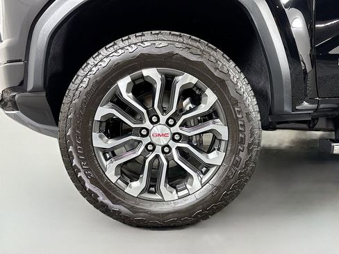 New 2026 GMC Canyon Denali AWD/4WD image 32