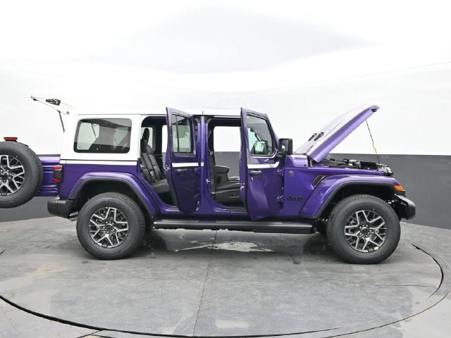New 2026 Jeep Wrangler Unlimited Sahara w/ Whitecap Package AWD/4WD image 63