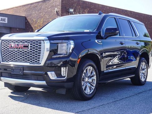 Used 2023 GMC Yukon Denali image 4