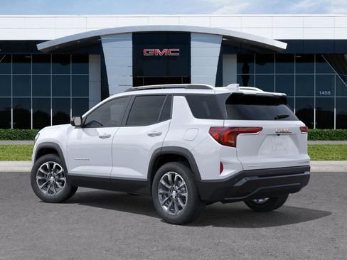 New 2026 GMC Terrain Elevation FWD image 3