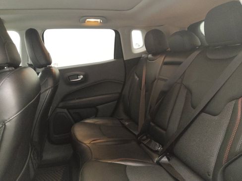 Used 2020 Jeep Compass Trailhawk w/ Safety & Security Group AWD/4WD image 18
