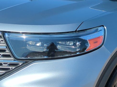Used 2023 Ford Explorer Limited RWD image 9