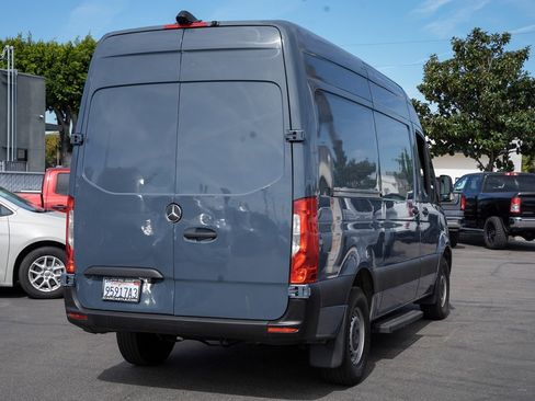 Used 2019 Mercedes-Benz Sprinter 144 image 6