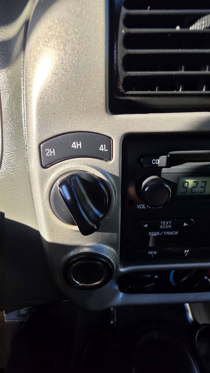 Used 2009 Ford Ranger XL AWD/4WD image 12