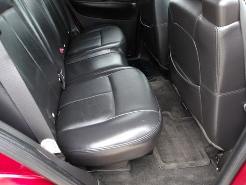 Used 2007 GMC Envoy SLT image 24