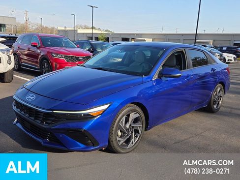 Used 2024 Hyundai Elantra Limited image 1