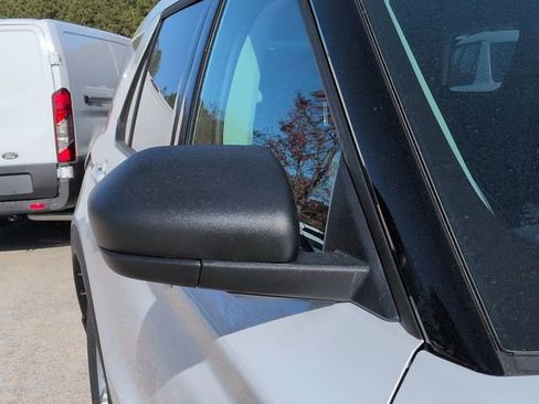 New 2026 Ford Explorer Active image 11