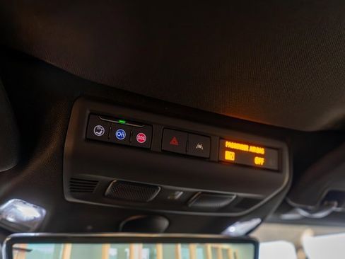 Used 2024 Chevrolet Corvette Stingray Preferred Conv w/ 2LT image 42