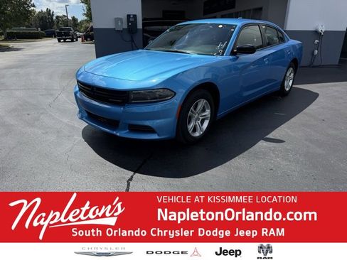 Used 2023 Dodge Charger SXT image 1