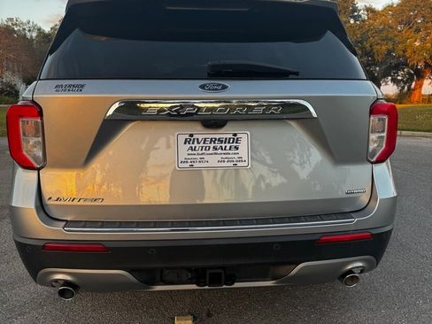 Used 2021 Ford Explorer Limited w/ Hybrid Equipment Group 310A image 4