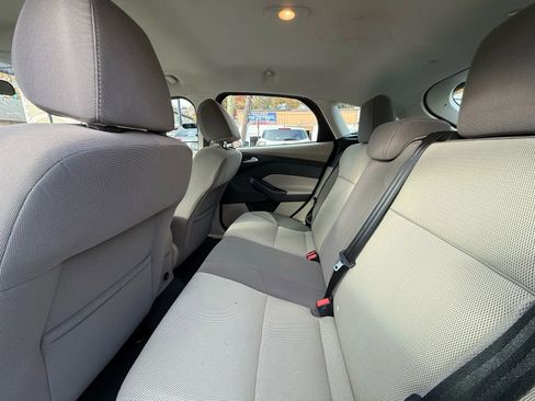Used 2013 Ford Focus SE image 36