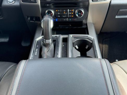 Used 2018 Ford F150 Platinum w/ Equipment Group 701A Luxury AWD/4WD image 17