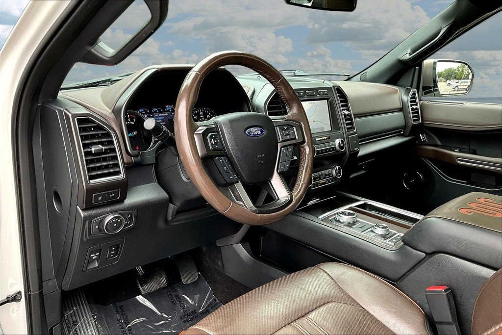 Certified 2021 Ford Expedition Max King Ranch w/ Cargo Package AWD/4WD image 19