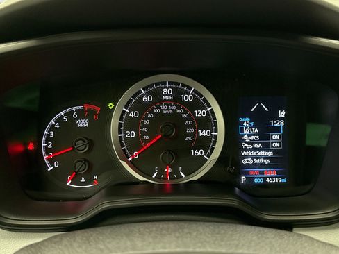 Used 2022 Toyota Corolla SE image 13