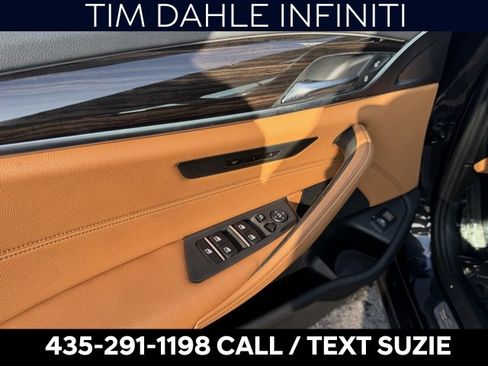 Used 2022 BMW 530i xDrive w/ Convenience Package image 9