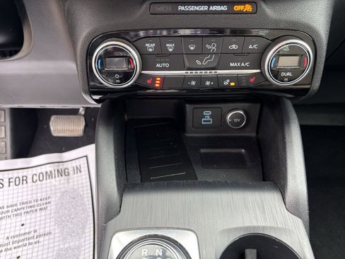 Used 2021 Ford Escape Titanium w/ Titanium Elite Package image 14