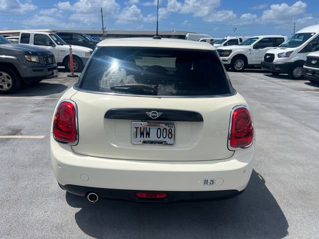 Used 2020 MINI Cooper 4-Door Hardtop w/ Storage Package FWD image 5