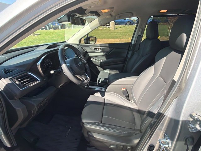 Used 2024 Subaru Ascent Limited AWD/4WD image 13