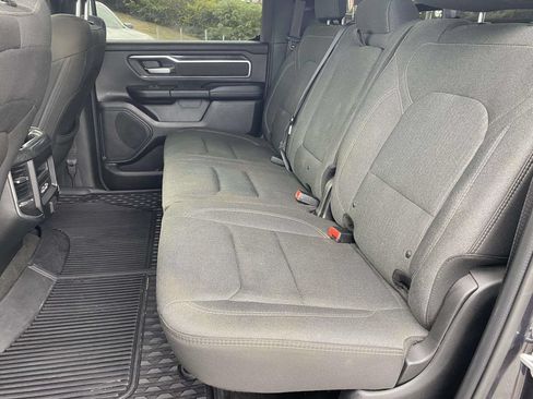 Used 2019 RAM 1500 Big Horn AWD/4WD image 11