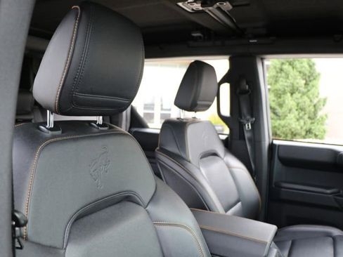 Used 2024 Ford Bronco Badlands AWD/4WD image 9