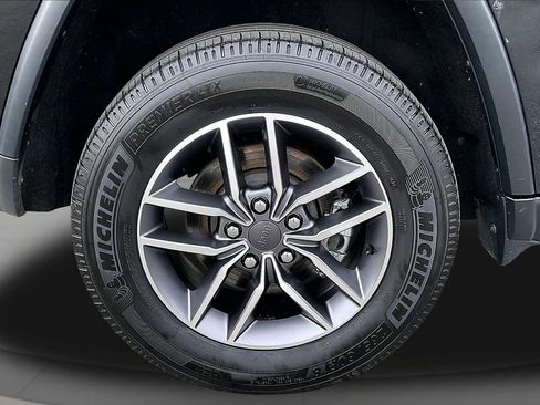 Certified 2022 Jeep Grand Cherokee Limited image 38