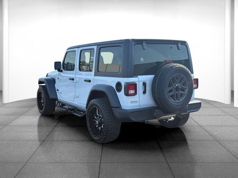 Used 2024 Jeep Wrangler Unlimited Sport AWD/4WD image 5