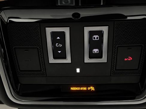 Used 2018 Land Rover Range Rover HSE AWD/4WD image 53
