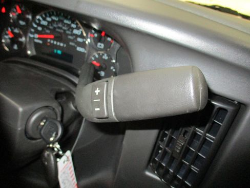 New 2025 GMC Savana 3500 image 19