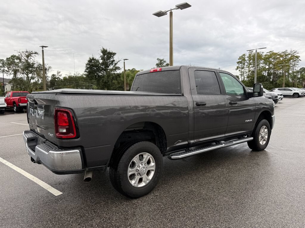 Used 2026 RAM 2500 Big Horn AWD/4WD image 3