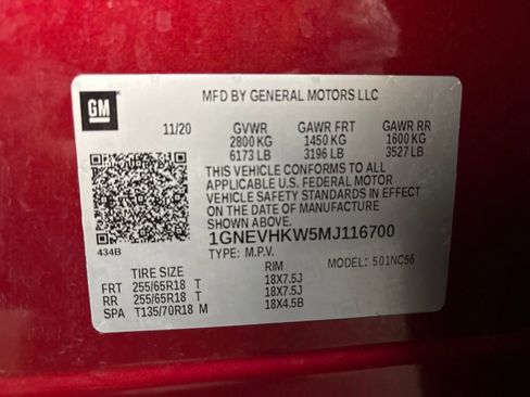 Used 2021 Chevrolet Traverse LT image 31