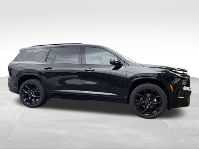 Used 2025 Chevrolet Traverse RS AWD/4WD image 4
